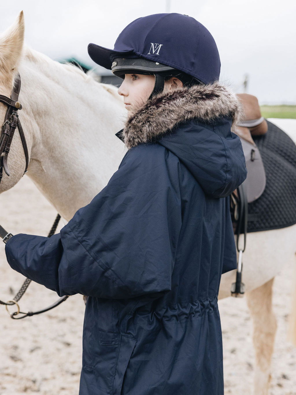 EQUIDRY | Parka | Women's | Navy -  waterproof riding and leisure coat with padded inner detachable faux fur trim back view adjustable waist 